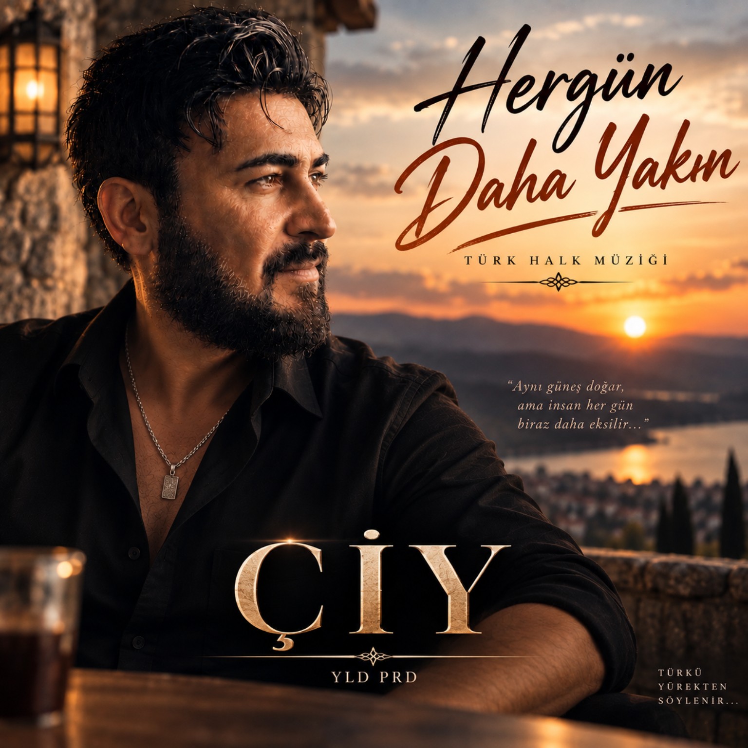 Her Gün Daha Yakın albüm kapağı